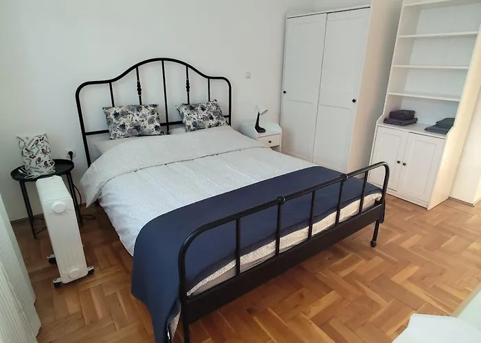 Apartment Ema *