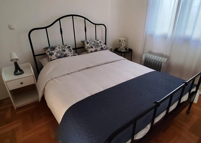 Apartment Ema *