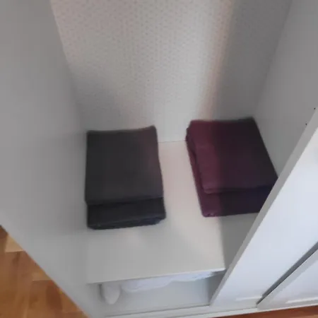 Apartment Ema *